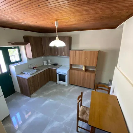 Tsakos Maisonette Apartmán *